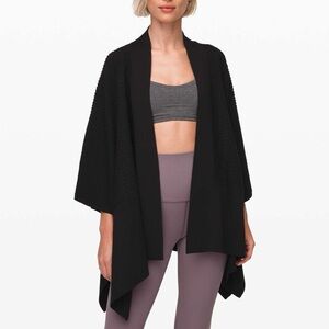 Lululemon - Black Dream Weaver Wrap